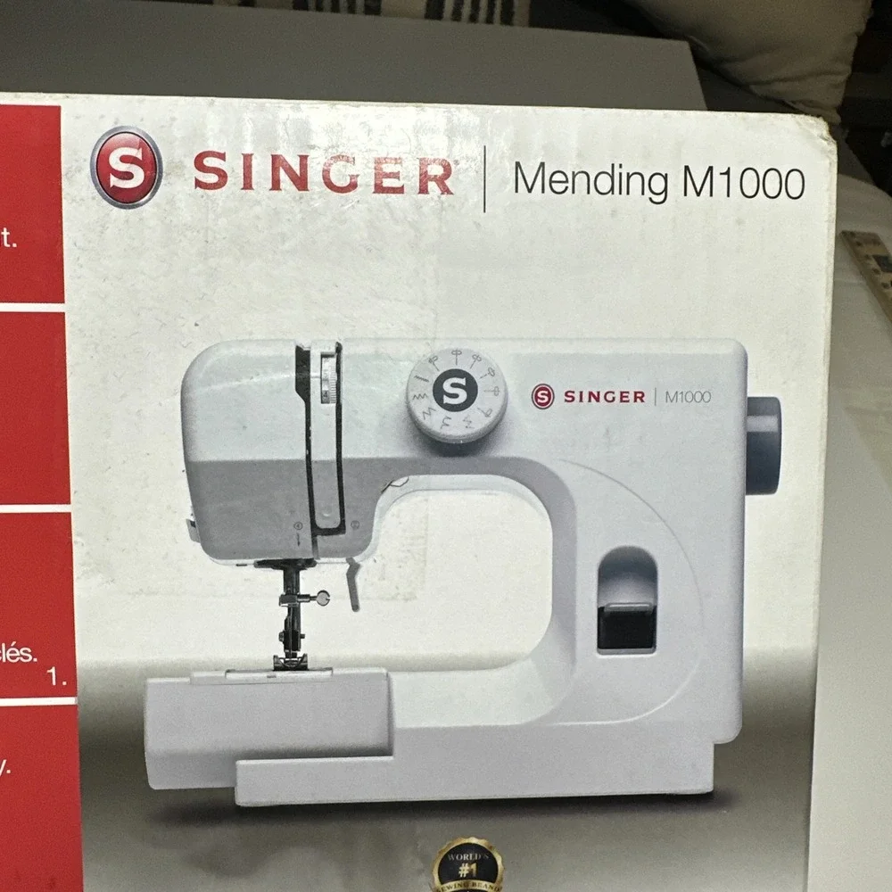 SINGER M1000 32-Stitch Sewing Machine - Mending M1000 - White